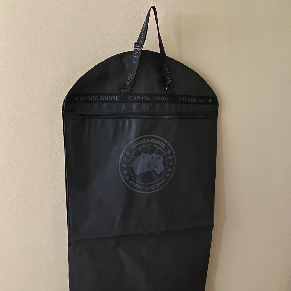 Canada π¨π¦ Goose Garment bag set - Picture 11 of 12
